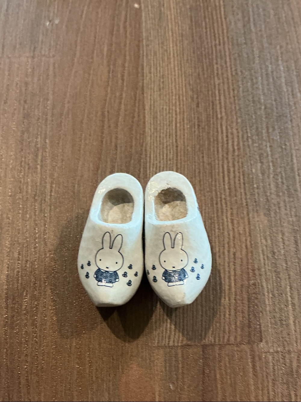 Nijntje x Miffy wooden clog magnet